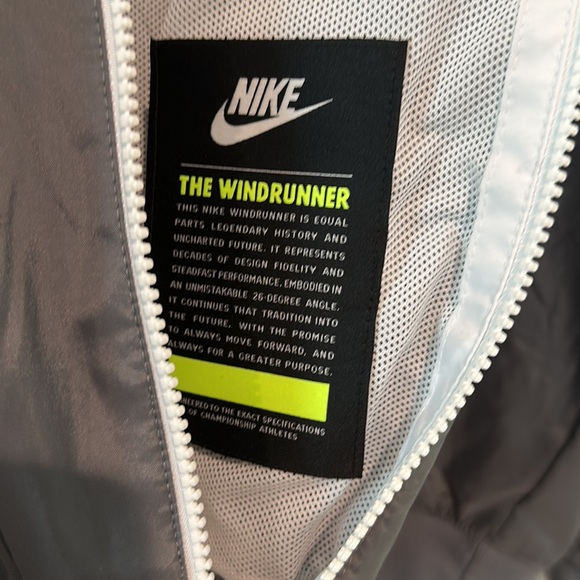 Nike Sportswear Windrunner Men's Hooded Jacket XL - Picture 4 of 7